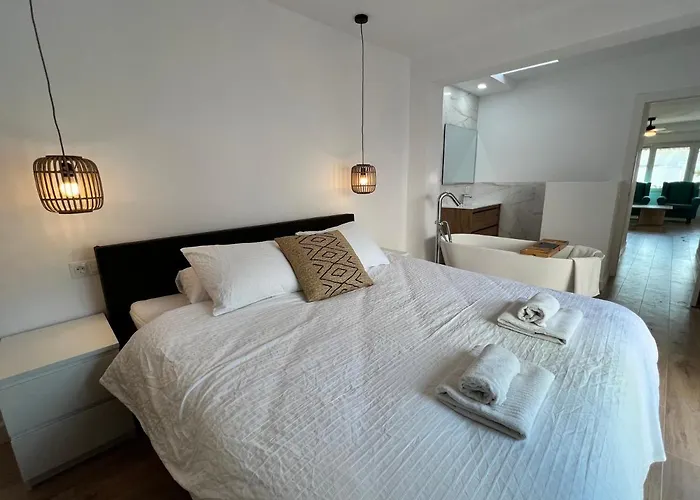 Tatil Evi Karibu & Pool Marbella