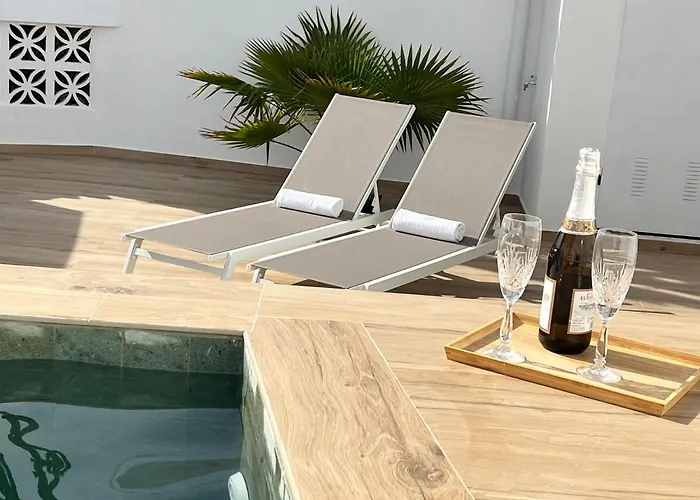 Karibu & Pool Tatil Evi