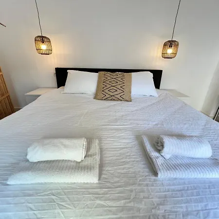 Karibu & Pool Vakantiehuis