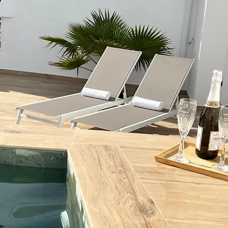 Karibu & Pool Vakantiehuis